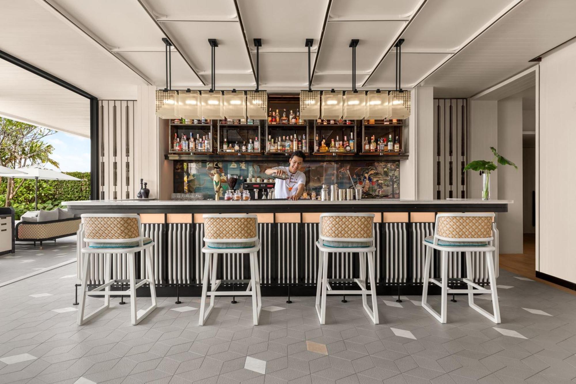 Le Meridien Hotel 5*